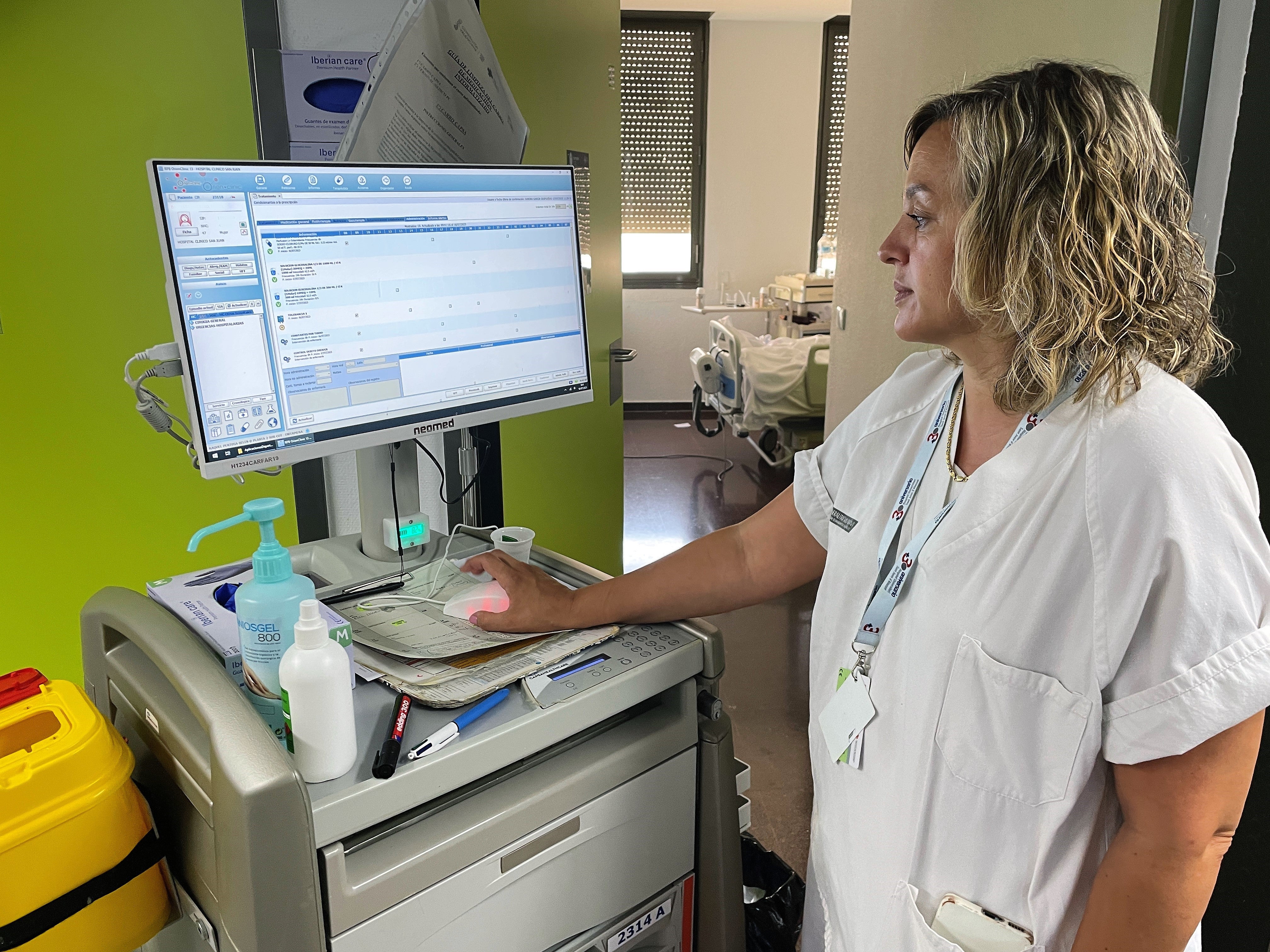 El equipo permite consultar la historia clínica del paciente ante cualquier duda.