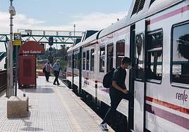 Cercanías en su paso por San Gabriel