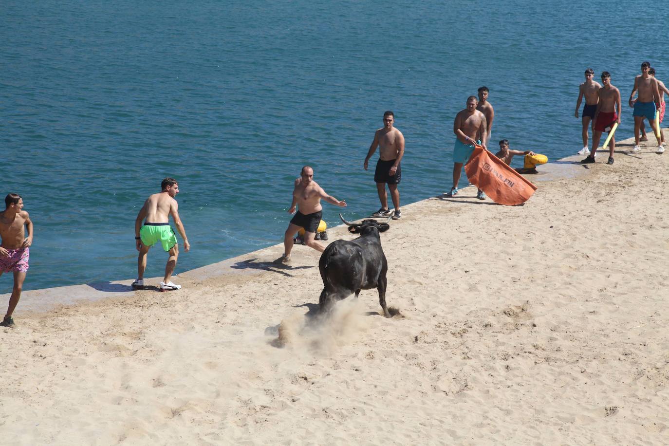 Primer día de Baret y Bous a la Mar en Xàbia