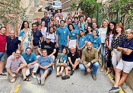 Tradicional comida previa a las fiestas del Raval Roig.