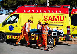 Equipo médico del Servicio de Ayuda Médica Urgente (SAMU).