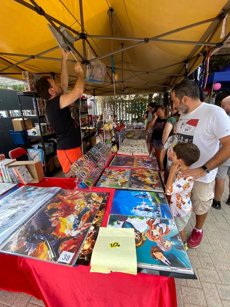Más de 3.000 participantes llenan la tercera edición de la Feria del Manga de La Vila