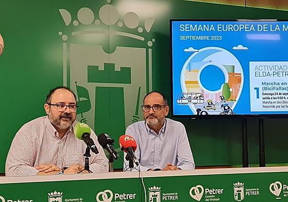 El edil de Seguridad Ciudadana y Control de la Movilidad de Elda, Jesús Sellés, junto al concejal de Medio Ambiente de Petrer, Fernando Díaz.