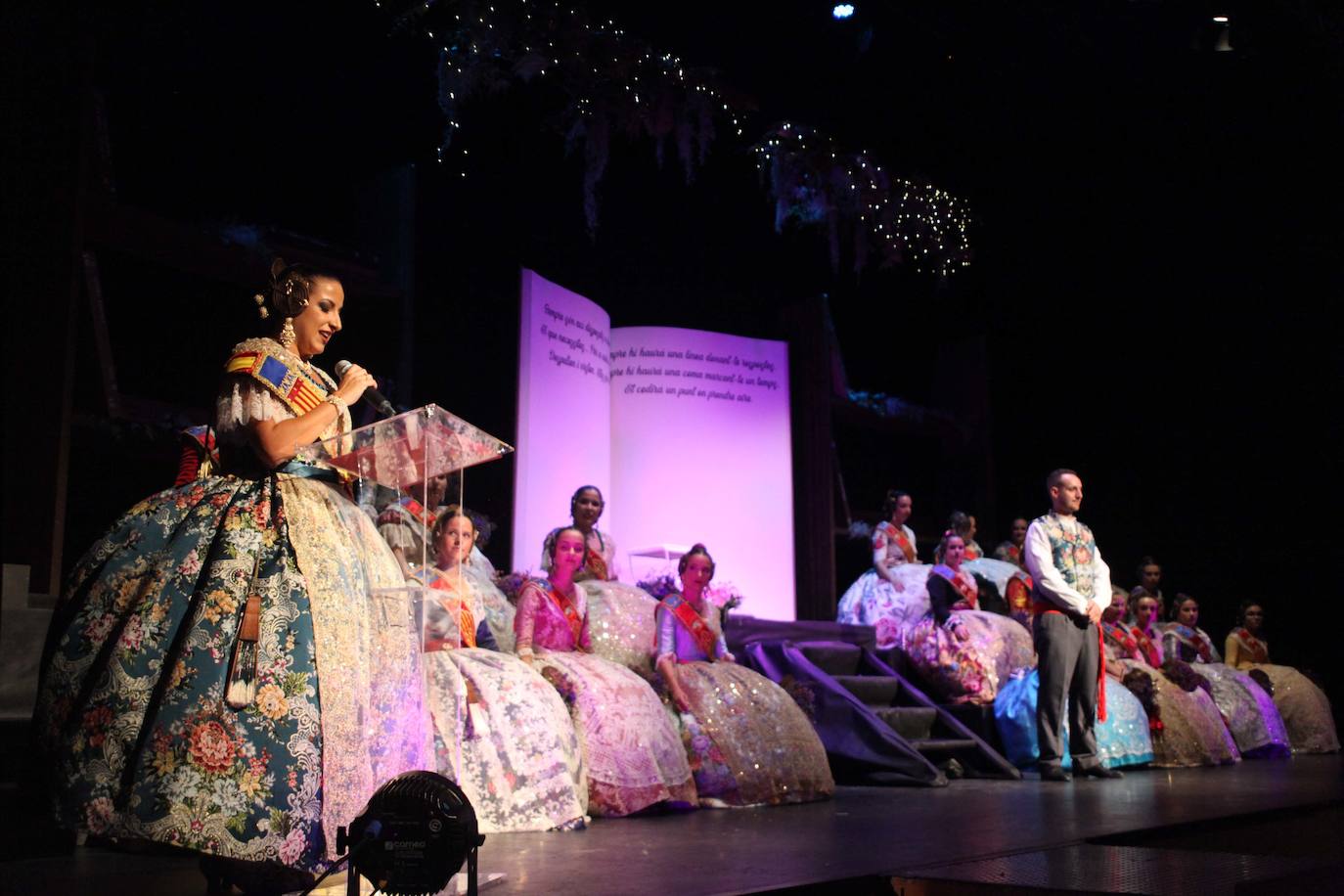 Presentación Fallera Mayor París Pedrera 2024 de Dénia