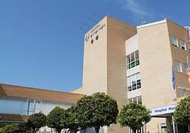 Hospital de La Vila Joiosa, donde ha sido trasladado el presunto agresor.