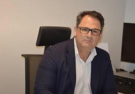 Joaquín Hernández, en su despacho de la alcaldía