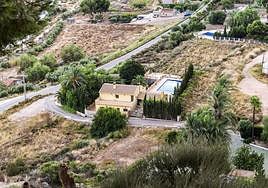 Casa de campo en la comarca del Medio Vinalopó