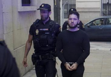 La Fiscalía pide 27 años para el acusado de matar a su expareja en Elche el día de Navidad
