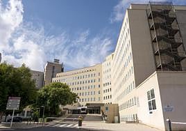 Fachada del Hospital General de Alicante.