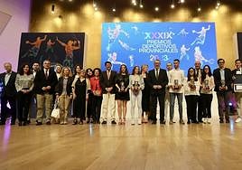 Las autoridades, con los ganadores de los Premios Deportivos Provinciales.