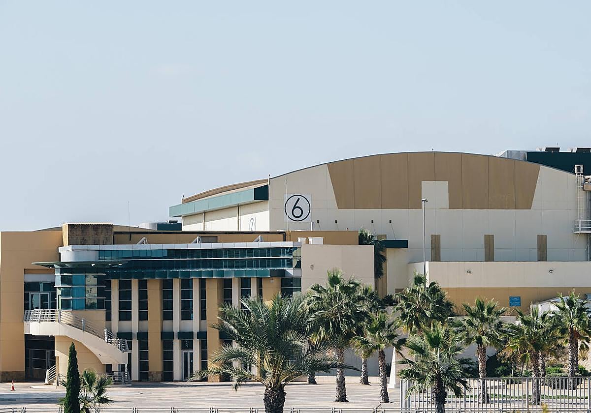 Estudio seis y oficinas de Ciudad de la Luz en Alicante.