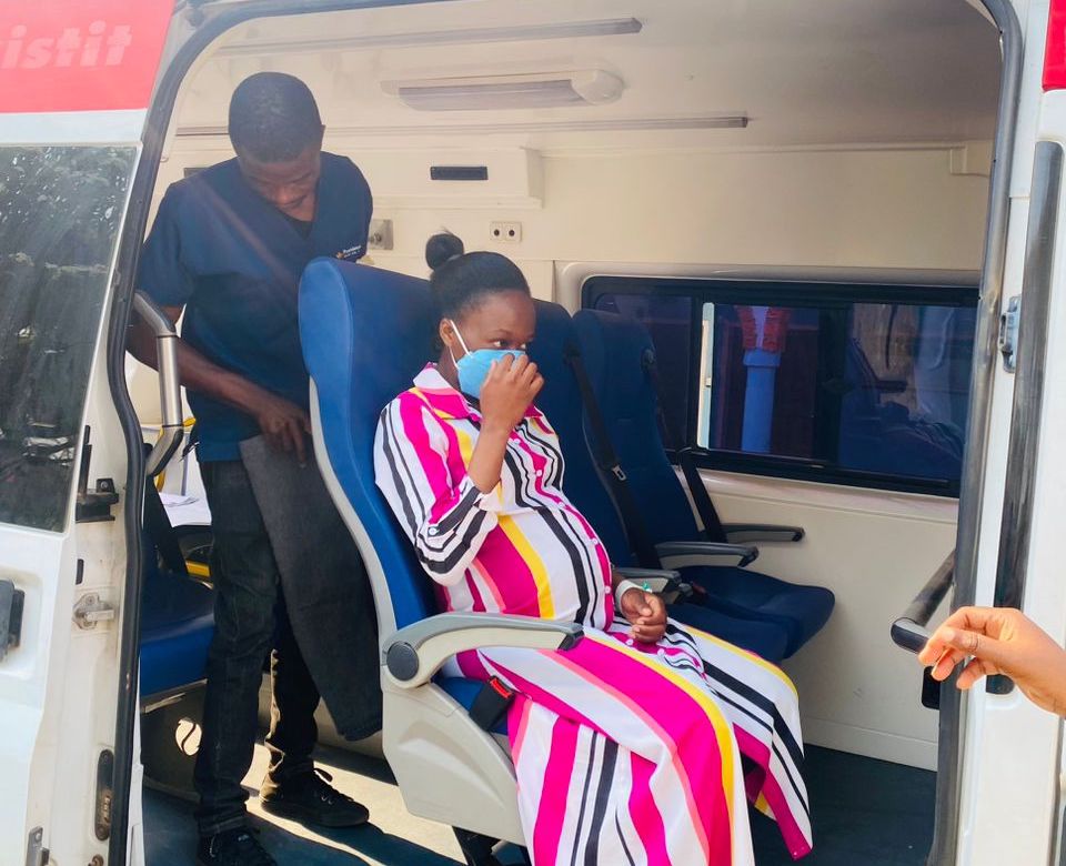 La ambulancia permite acercar la asistencia sanitaria a los aldeanos de Zambia.