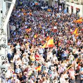 La manifestación por el no a la amnistía' llena la plaza del Ayuntamiento de Alicante