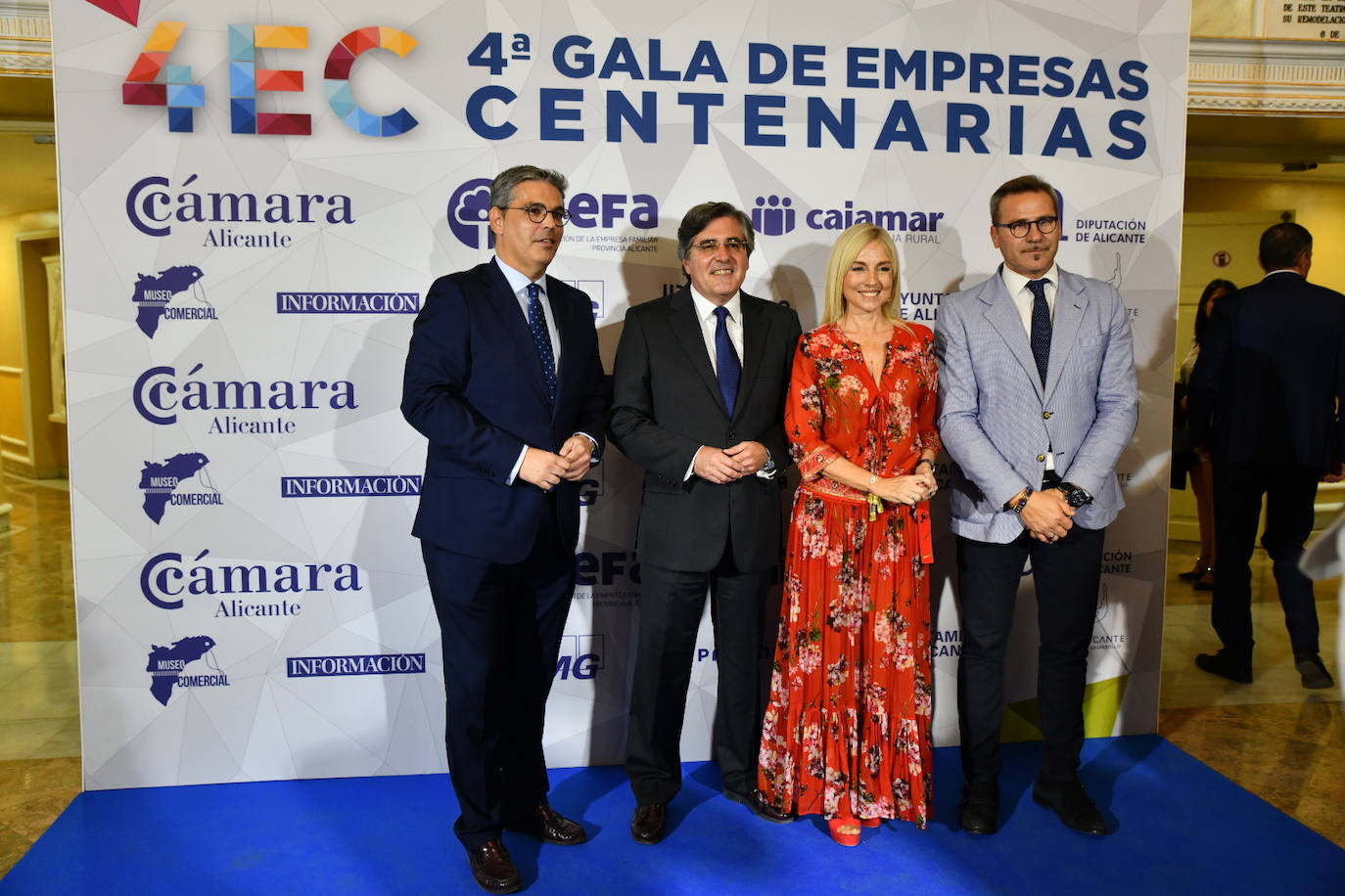 Y llegó la noche de las empresas centenarias alicantinas