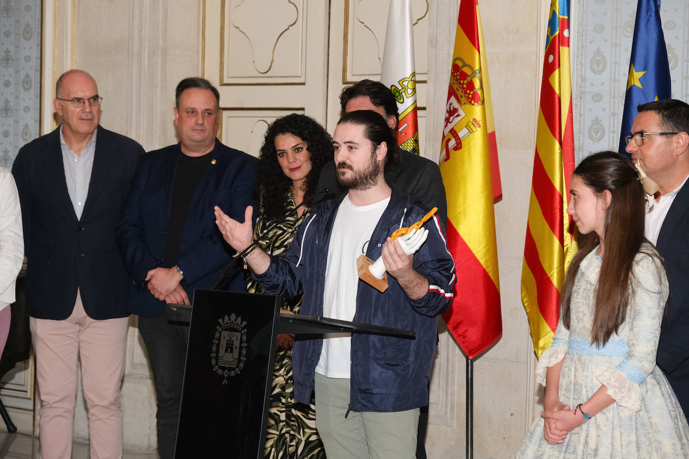 Entrega de premios a los artistas de las Hogueras de Alicante