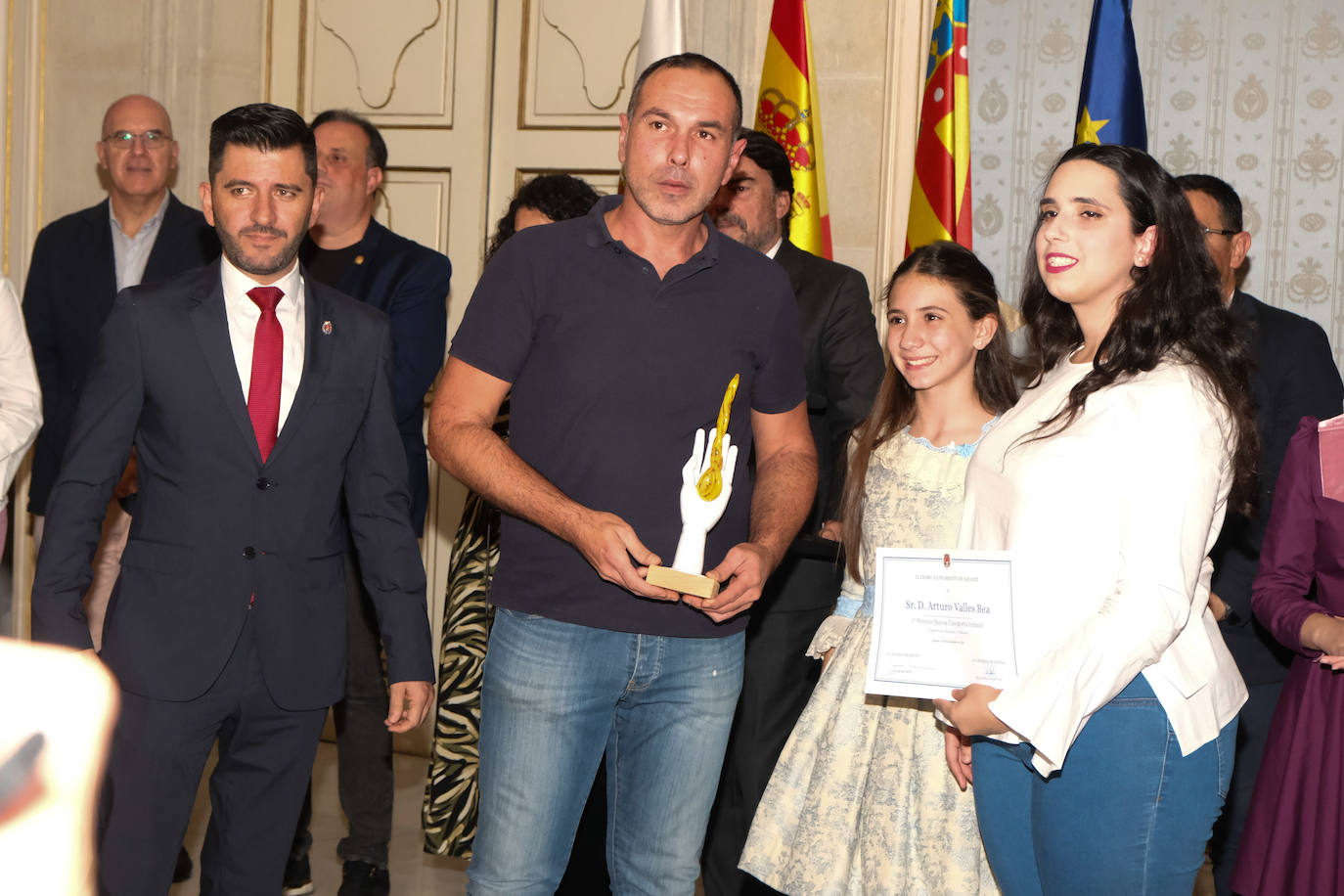 Entrega de premios a los artistas de las Hogueras de Alicante