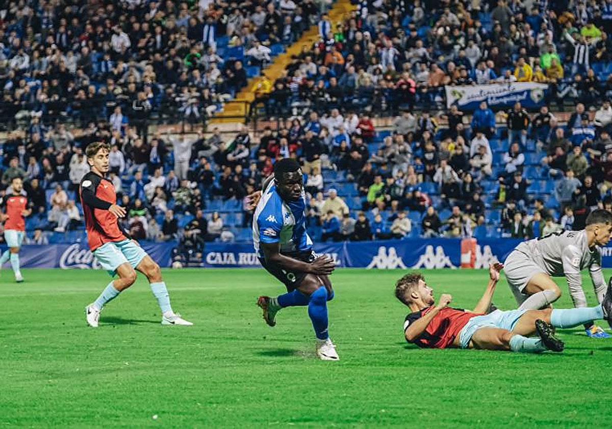 Gol de Marcos Mendes a La Nucía