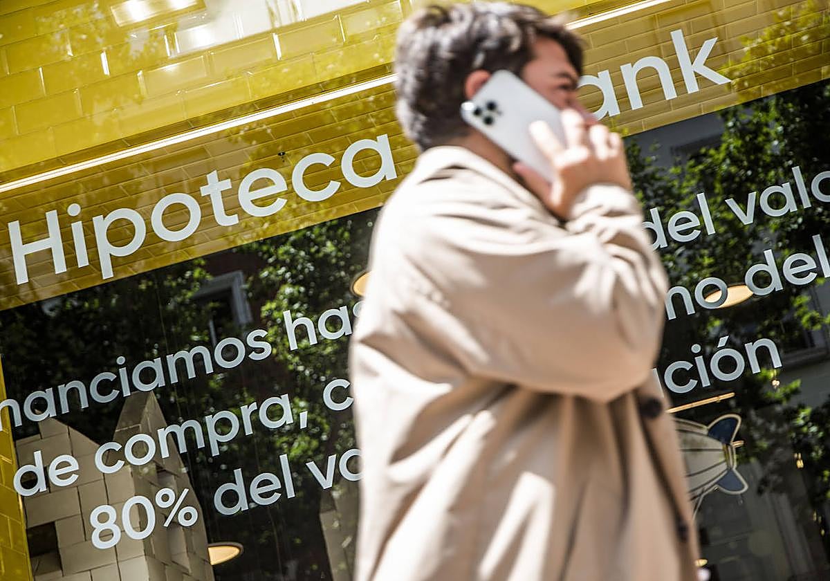 Anuncio de hipotecas de una entidad bancaria.