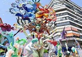 Hoguera de Diputació-Renfe 2023, ganadora del primer premio de categoría Especial.