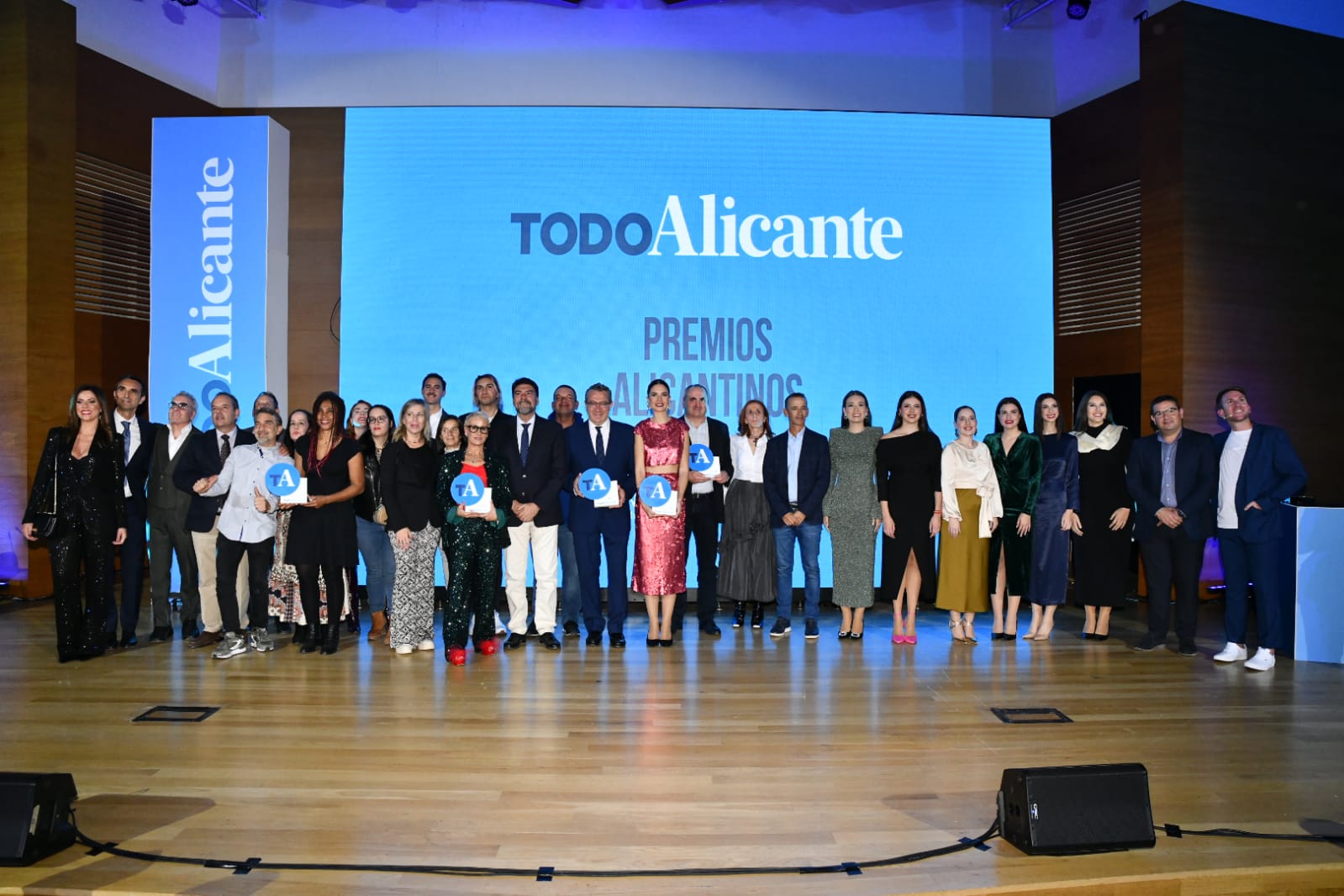 La sociedad respalda en masa la primera edición de los Premios Alicantinos