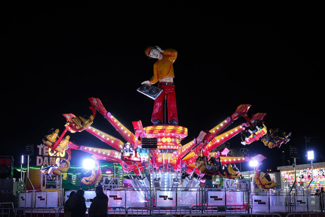 Así es la feria de Navidad que abre sus puertas en Alicante