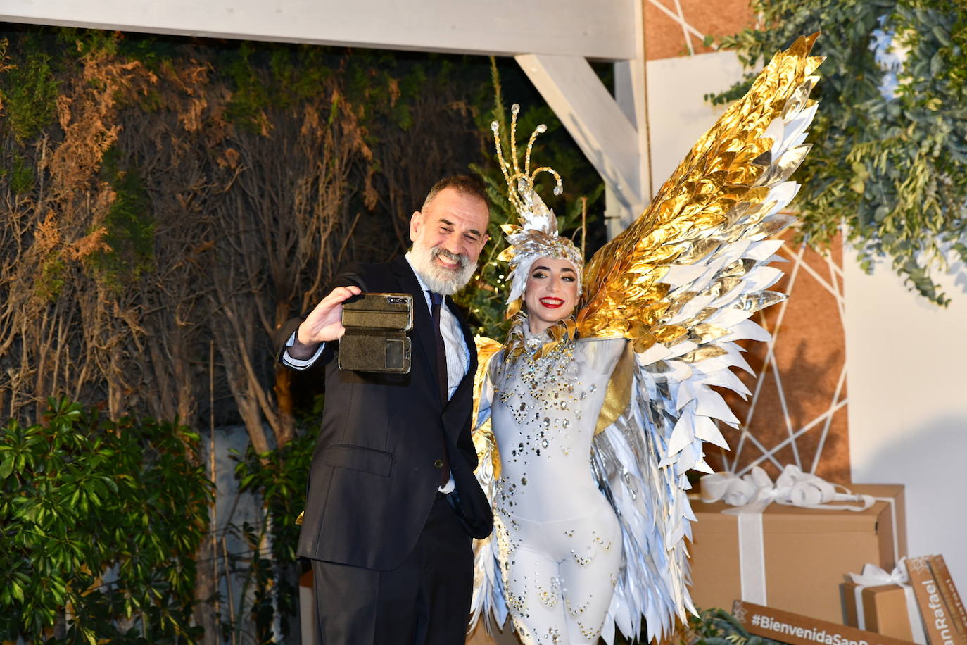 El cóctel solidario de Vectalia, en imágenes