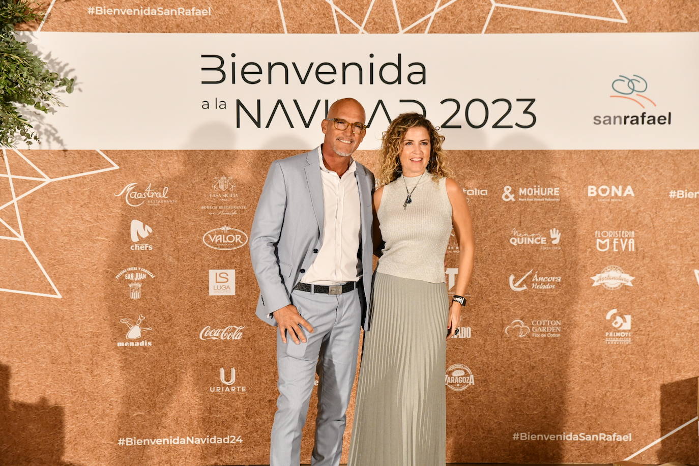 El cóctel solidario de Vectalia, en imágenes