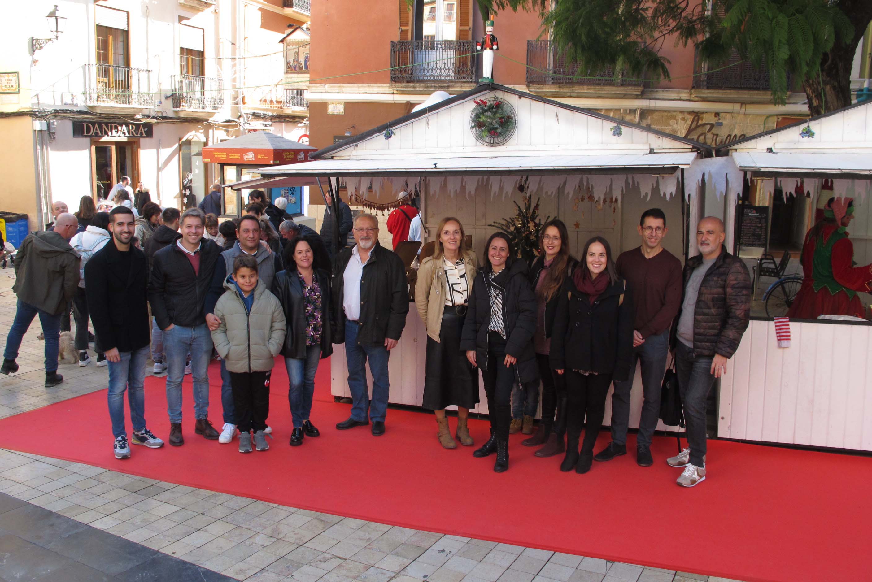 El Mercat de Nadal llena las calles de Dénia