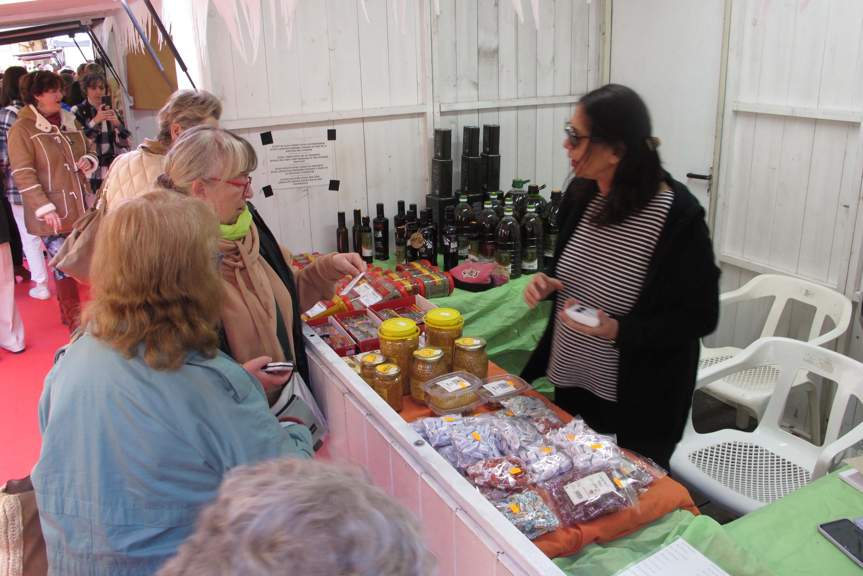 El Mercat de Nadal llena las calles de Dénia