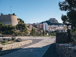 Vista de Alicante desde el Monte Tossal.