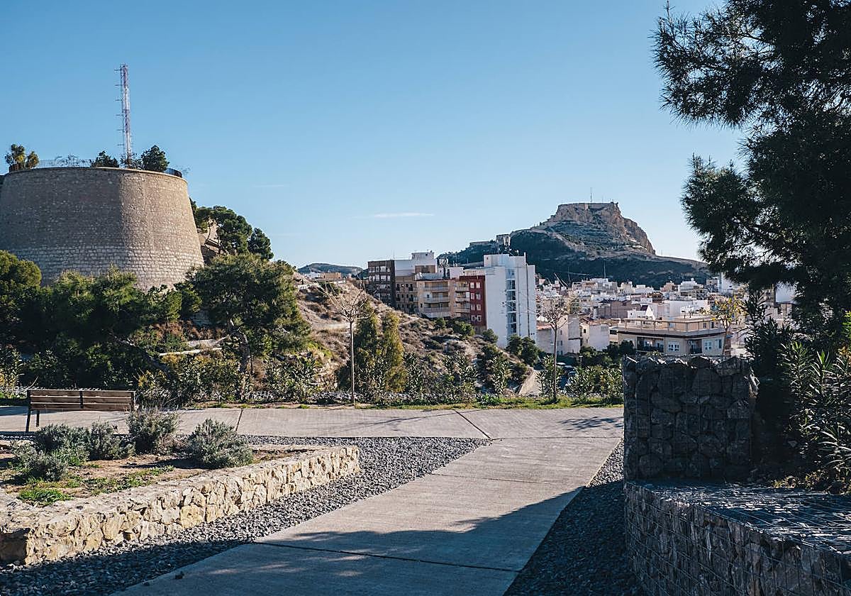 Vista de Alicante desde el Monte Tossal.