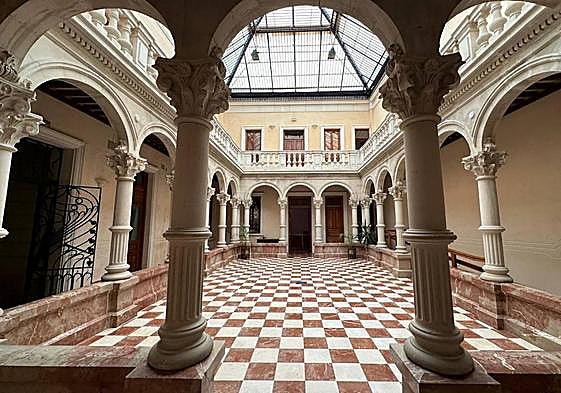 El Centro Cultural Gómez Tortosa albergará el Museo del Modernismo de Novelda.