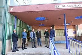 Visita de las autoridades al centro para firmar el acta de replanteo.