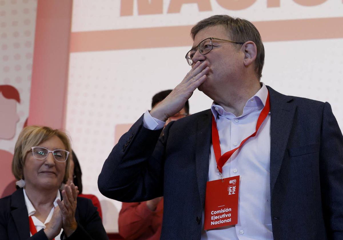 Ximo Puig durante el congreso nacional del PSPV.