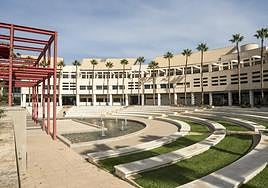 Aulario 2 de la UA, donde se han grabado escenas de la película porno.