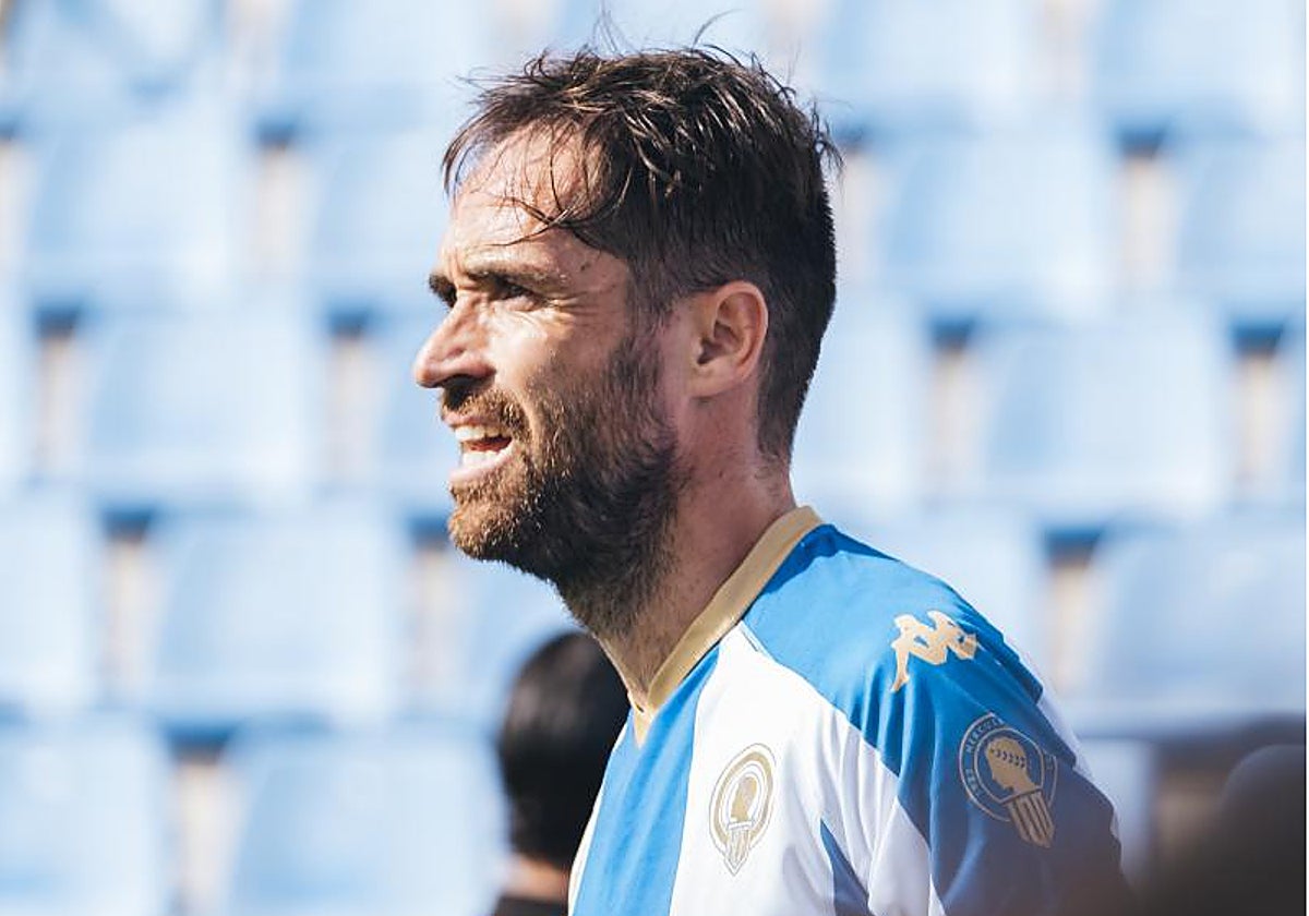 El mediocentro valenciano Míchel Herrero