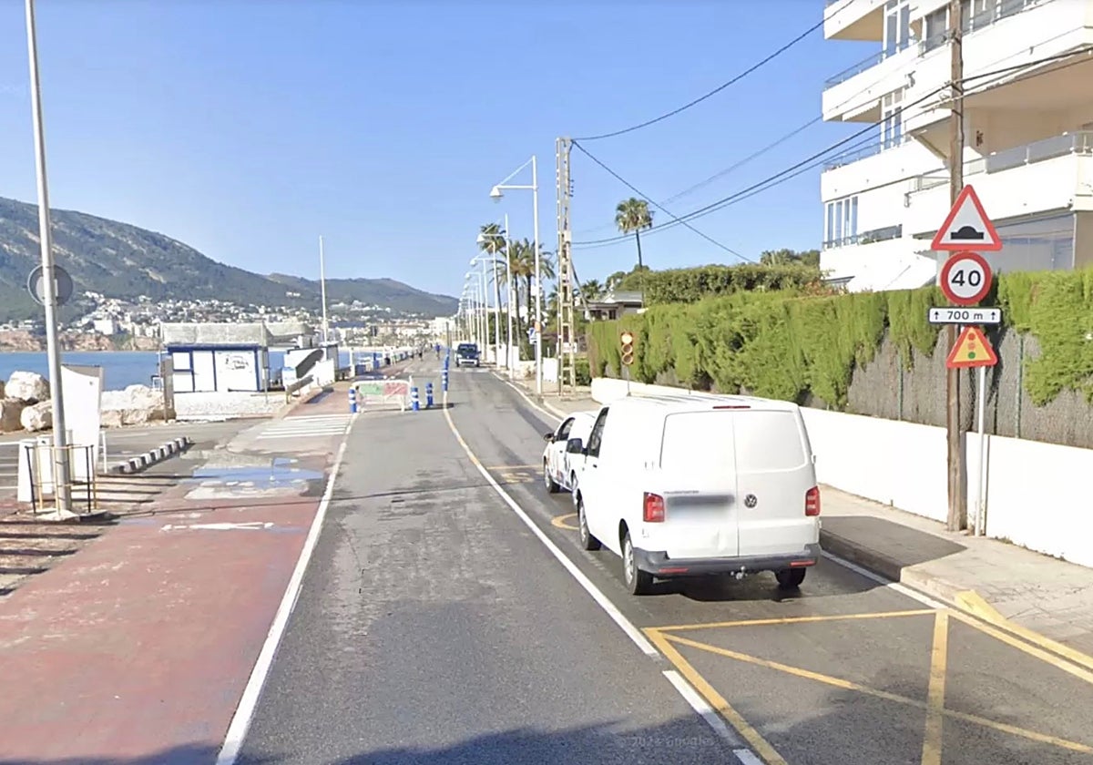 Imagen del polémico semáforo que regula el tráfico en Cap Blanc