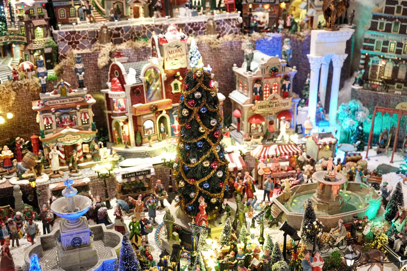 Así es el poblado navideño de Ximo Sánchez