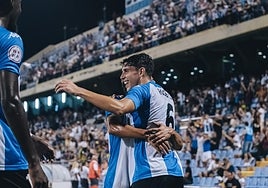 Roger Colomina celebra un gol en el Rico Pérez