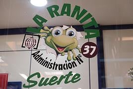 La administración La Ranita en Alicante intercambia números con la de La Mona en Ciudad Real.