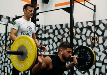 El alicantino entrenador de campeones detrás del éxito de Ilia Topuria