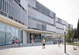 Fachada del Ayuntamiento de Sant Vicent del Raspeig.