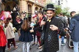 La cuenta atrás hacia 2024 llena la Rambla de Alicante