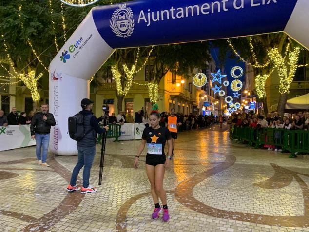 Fotos: Vuelve tras dos años la San Silvestre Ilicitana con cerca de 2.500 corredores