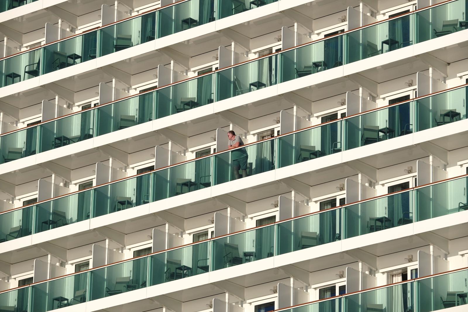 Fotos: El crucero &#039;Iona&#039; atraca en Alicante con 4.000 turistas