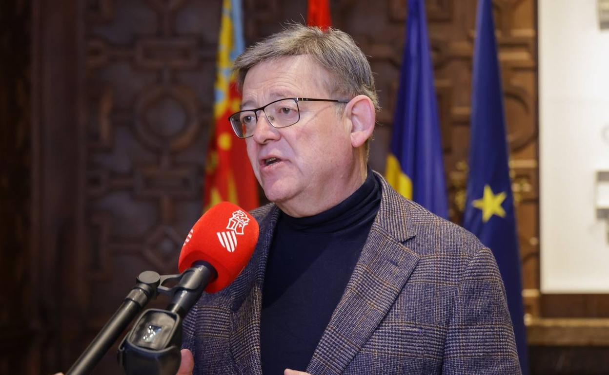 El presidente de la Generalitat Valenciana, Ximo Puig, en el Palau.