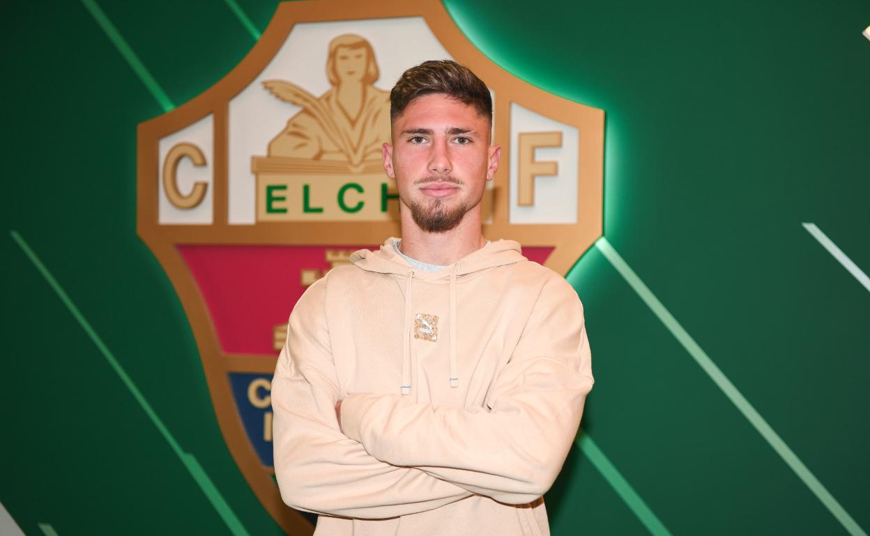 José Ángel Carmona, hoy en el Martínez Valero 