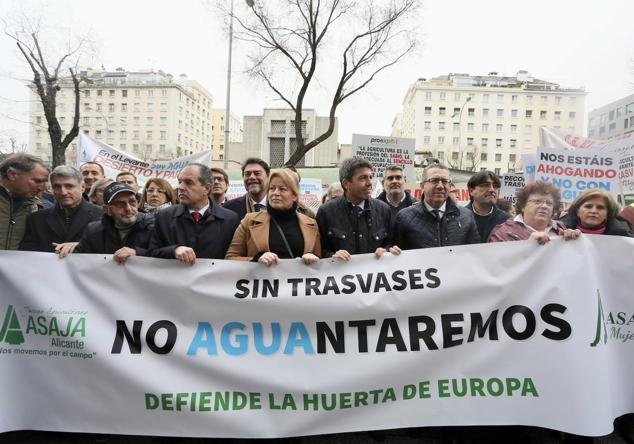 Fotos: Manifestación a favor del Trasvase Tajo-Segura