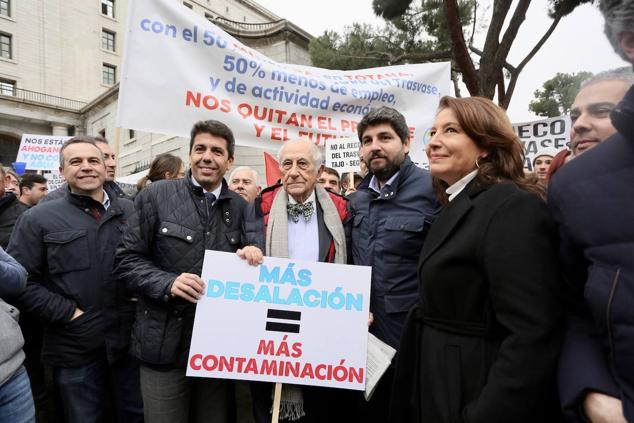 Fotos: Manifestación a favor del Trasvase Tajo-Segura