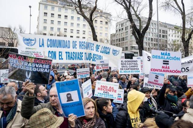 Fotos: Manifestación a favor del Trasvase Tajo-Segura